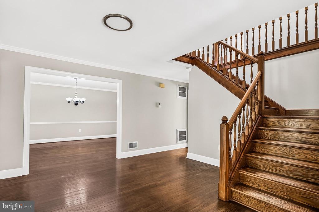 5645 COUNTRYSIDE CIR, JEFFERSONTON, Virginia 22724, 4 Bedrooms Bedrooms, ,4 BathroomsBathrooms,Residential,5645 COUNTRYSIDE CIR,VACU2014118 MLS # VACU2014118