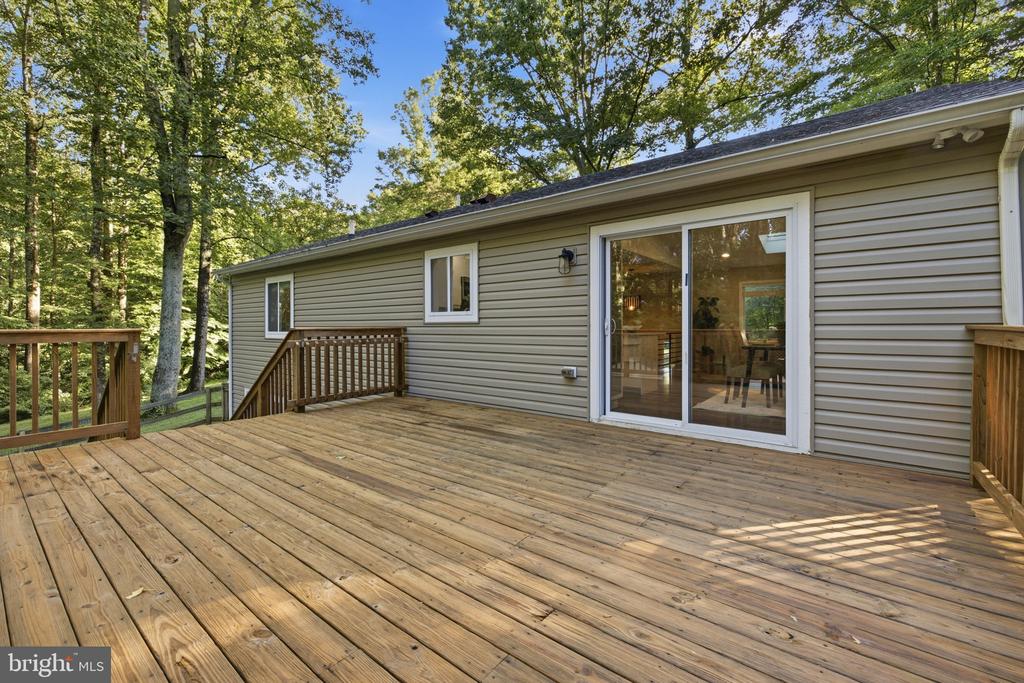 7371 CROWN LN, WARRENTON, Virginia 20187, 4 Bedrooms Bedrooms, ,3 BathroomsBathrooms,Residential,7371 CROWN LN,VAFQ2022758 MLS # VAFQ2022758