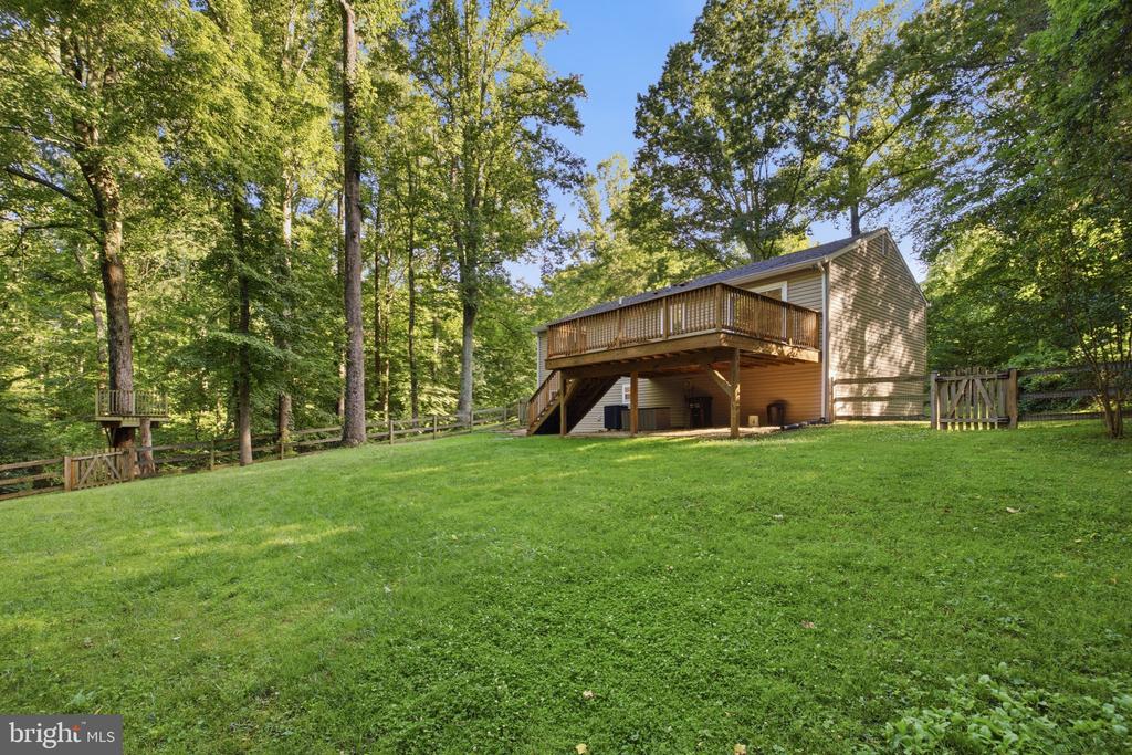 7371 CROWN LN, WARRENTON, Virginia 20187, 4 Bedrooms Bedrooms, ,3 BathroomsBathrooms,Residential,7371 CROWN LN,VAFQ2022758 MLS # VAFQ2022758