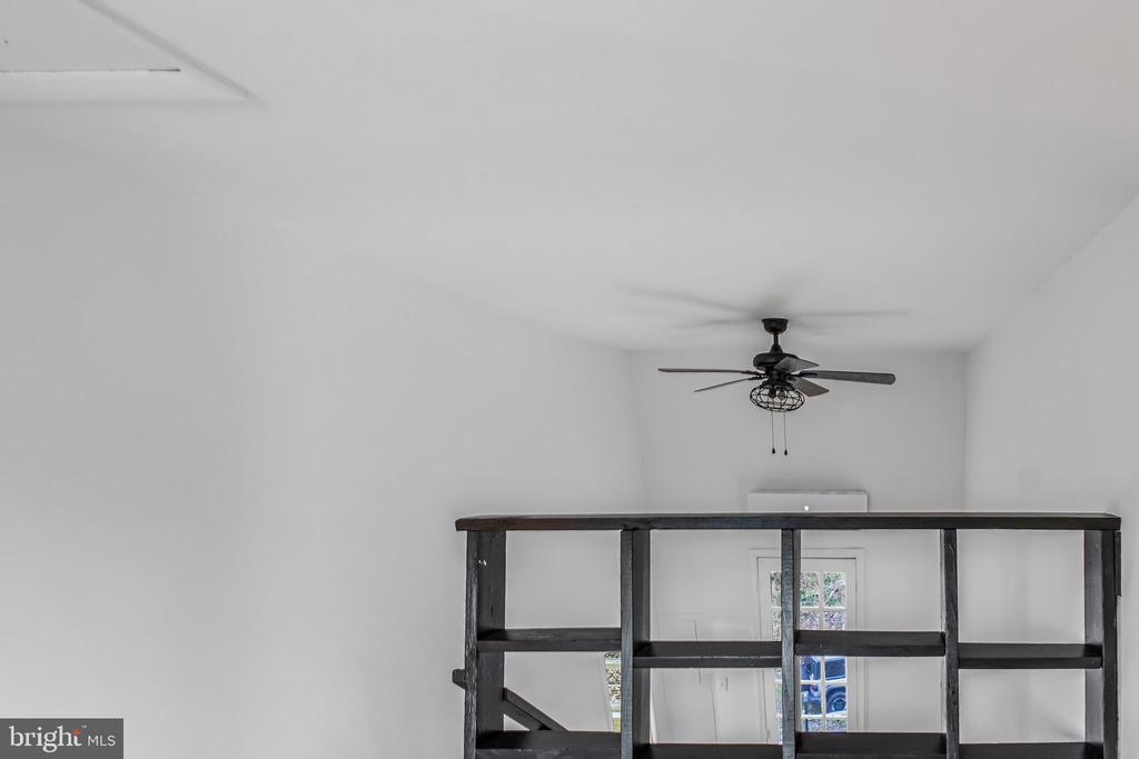 6908 ROXBURY MILL RD, SPOTSYLVANIA, Virginia 22551, 7 Bedrooms Bedrooms, ,5 BathroomsBathrooms,Residential,6908 ROXBURY MILL RD,VASP2043256 MLS # VASP2043256