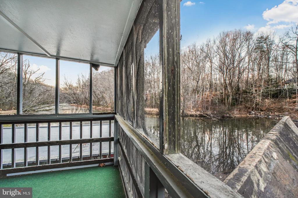 6908 ROXBURY MILL RD, SPOTSYLVANIA, Virginia 22551, 7 Bedrooms Bedrooms, ,5 BathroomsBathrooms,Residential,6908 ROXBURY MILL RD,VASP2043256 MLS # VASP2043256