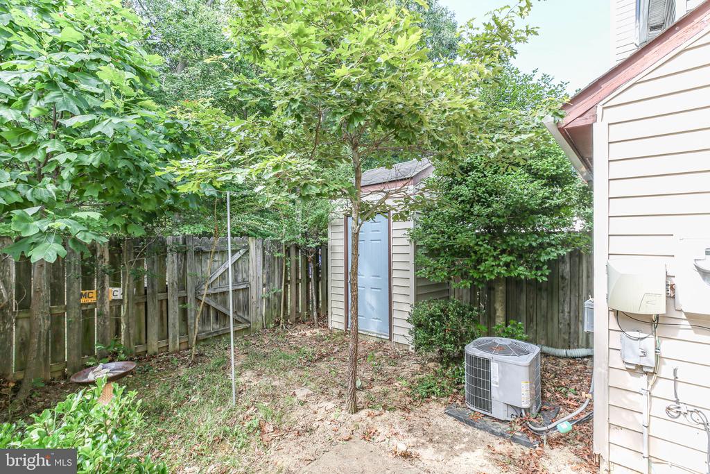 11203 SALEM VILLAGE DR, FREDERICKSBURG, Virginia 22407, 2 Bedrooms Bedrooms, ,2 BathroomsBathrooms,Residential,VILLAGESS OF SAL,11203 SALEM VILLAGE DR,VASP2043192 MLS # VASP2043192