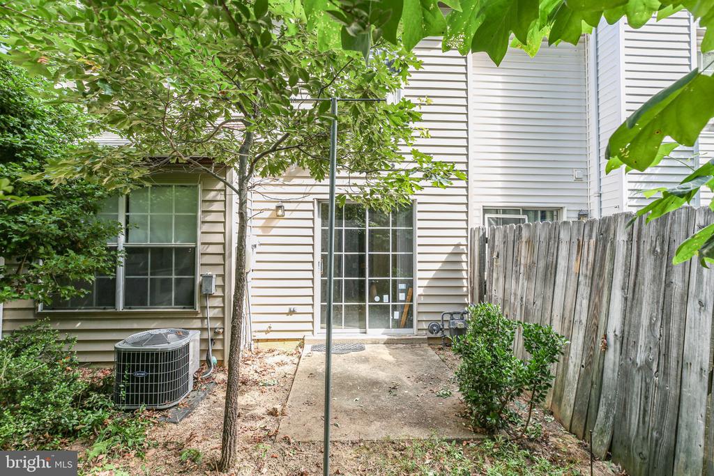 11203 SALEM VILLAGE DR, FREDERICKSBURG, Virginia 22407, 2 Bedrooms Bedrooms, ,2 BathroomsBathrooms,Residential,VILLAGESS OF SAL,11203 SALEM VILLAGE DR,VASP2043192 MLS # VASP2043192