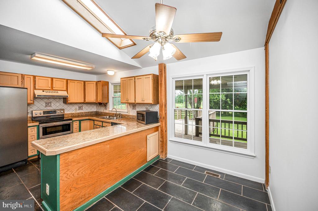 6317 LOUISIANNA RD, LOCUST GROVE, Virginia 22508, 4 Bedrooms Bedrooms, ,2 BathroomsBathrooms,Residential,6317 LOUISIANNA RD,VAOR2014552 MLS # VAOR2014552