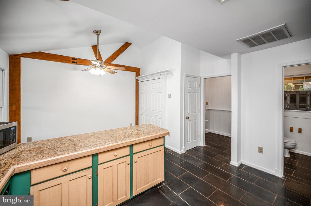 6317 LOUISIANNA RD, LOCUST GROVE, Virginia 22508, 4 Bedrooms Bedrooms, ,2 BathroomsBathrooms,Residential,6317 LOUISIANNA RD,VAOR2014552 MLS # VAOR2014552