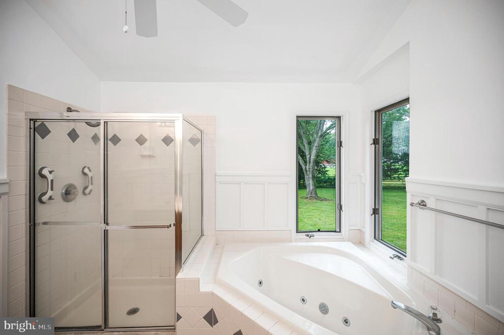 6317 LOUISIANNA RD, LOCUST GROVE, Virginia 22508, 4 Bedrooms Bedrooms, ,2 BathroomsBathrooms,Residential,6317 LOUISIANNA RD,VAOR2014552 MLS # VAOR2014552