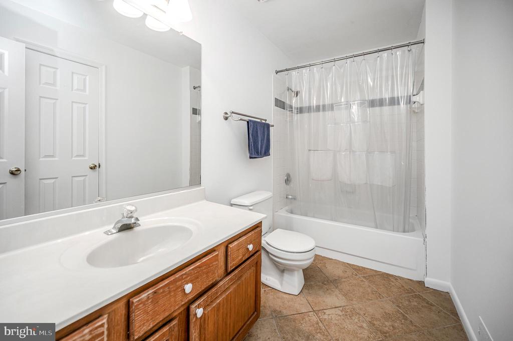 6317 LOUISIANNA RD, LOCUST GROVE, Virginia 22508, 4 Bedrooms Bedrooms, ,2 BathroomsBathrooms,Residential,6317 LOUISIANNA RD,VAOR2014552 MLS # VAOR2014552