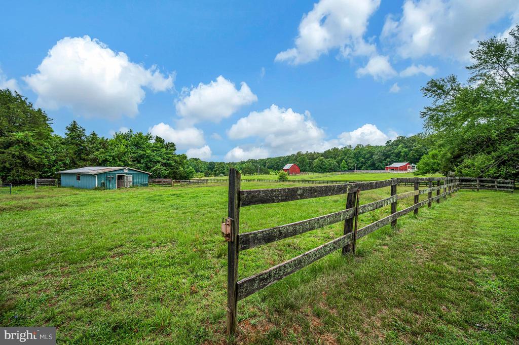 6317 LOUISIANNA RD, LOCUST GROVE, Virginia 22508, 4 Bedrooms Bedrooms, ,2 BathroomsBathrooms,Residential,6317 LOUISIANNA RD,VAOR2014552 MLS # VAOR2014552