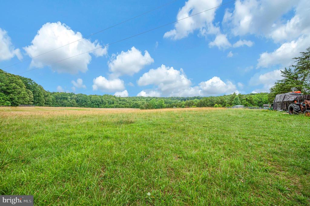 6317 LOUISIANNA RD, LOCUST GROVE, Virginia 22508, 4 Bedrooms Bedrooms, ,2 BathroomsBathrooms,Residential,6317 LOUISIANNA RD,VAOR2014552 MLS # VAOR2014552