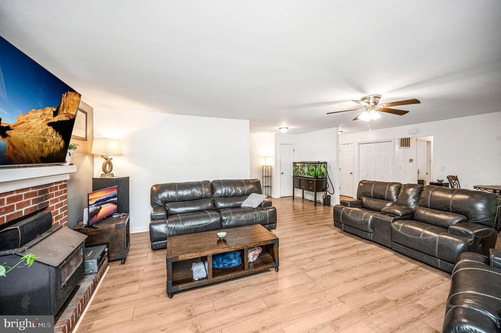143 JEFFERSON AVE, LOCUST GROVE, Virginia 22508, 3 Bedrooms Bedrooms, ,2 BathroomsBathrooms,Residential,143 JEFFERSON AVE,VAOR2014566 MLS # VAOR2014566