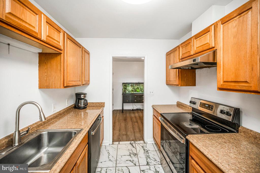 143 JEFFERSON AVE, LOCUST GROVE, Virginia 22508, 3 Bedrooms Bedrooms, ,2 BathroomsBathrooms,Residential,143 JEFFERSON AVE,VAOR2014566 MLS # VAOR2014566