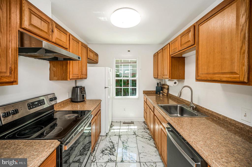 143 JEFFERSON AVE, LOCUST GROVE, Virginia 22508, 3 Bedrooms Bedrooms, ,2 BathroomsBathrooms,Residential,143 JEFFERSON AVE,VAOR2014566 MLS # VAOR2014566