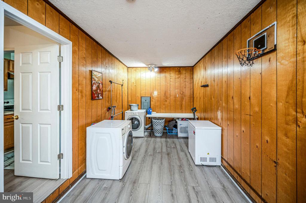 143 JEFFERSON AVE, LOCUST GROVE, Virginia 22508, 3 Bedrooms Bedrooms, ,2 BathroomsBathrooms,Residential,143 JEFFERSON AVE,VAOR2014566 MLS # VAOR2014566
