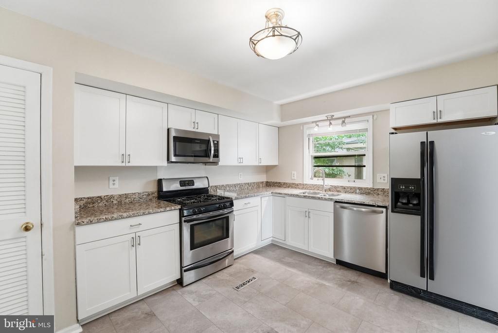 400 LAUREL ST, CULPEPER, Virginia 22701, 3 Bedrooms Bedrooms, ,2 BathroomsBathrooms,Residential,400 LAUREL ST,VACU2014192 MLS # VACU2014192