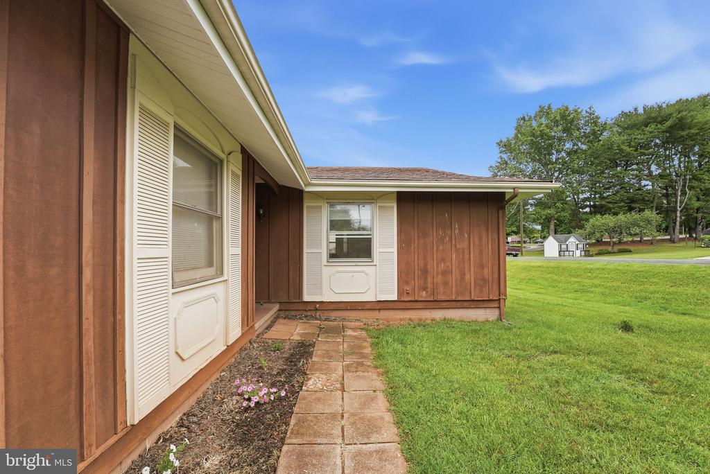 400 LAUREL ST, CULPEPER, Virginia 22701, 3 Bedrooms Bedrooms, ,2 BathroomsBathrooms,Residential,400 LAUREL ST,VACU2014192 MLS # VACU2014192