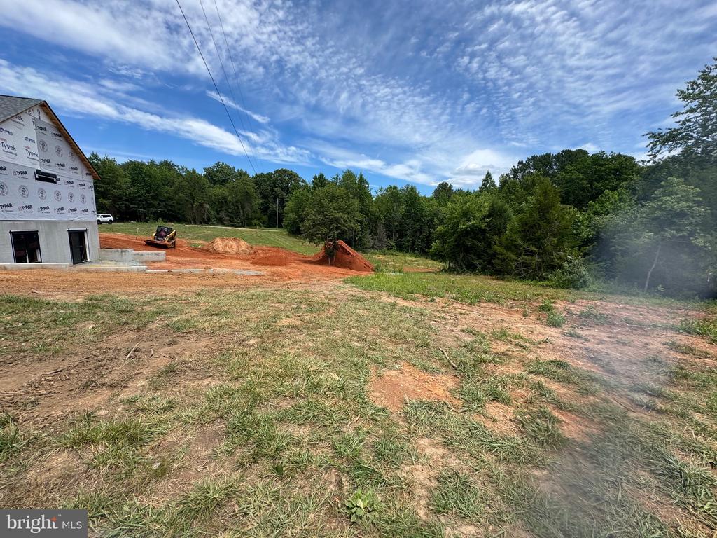 7705 THREE NOTCH RD, LOUISA, Virginia 23093, 5 Bedrooms Bedrooms, ,3 BathroomsBathrooms,Residential,7705 THREE NOTCH RD,VALA2010126 MLS # VALA2010126