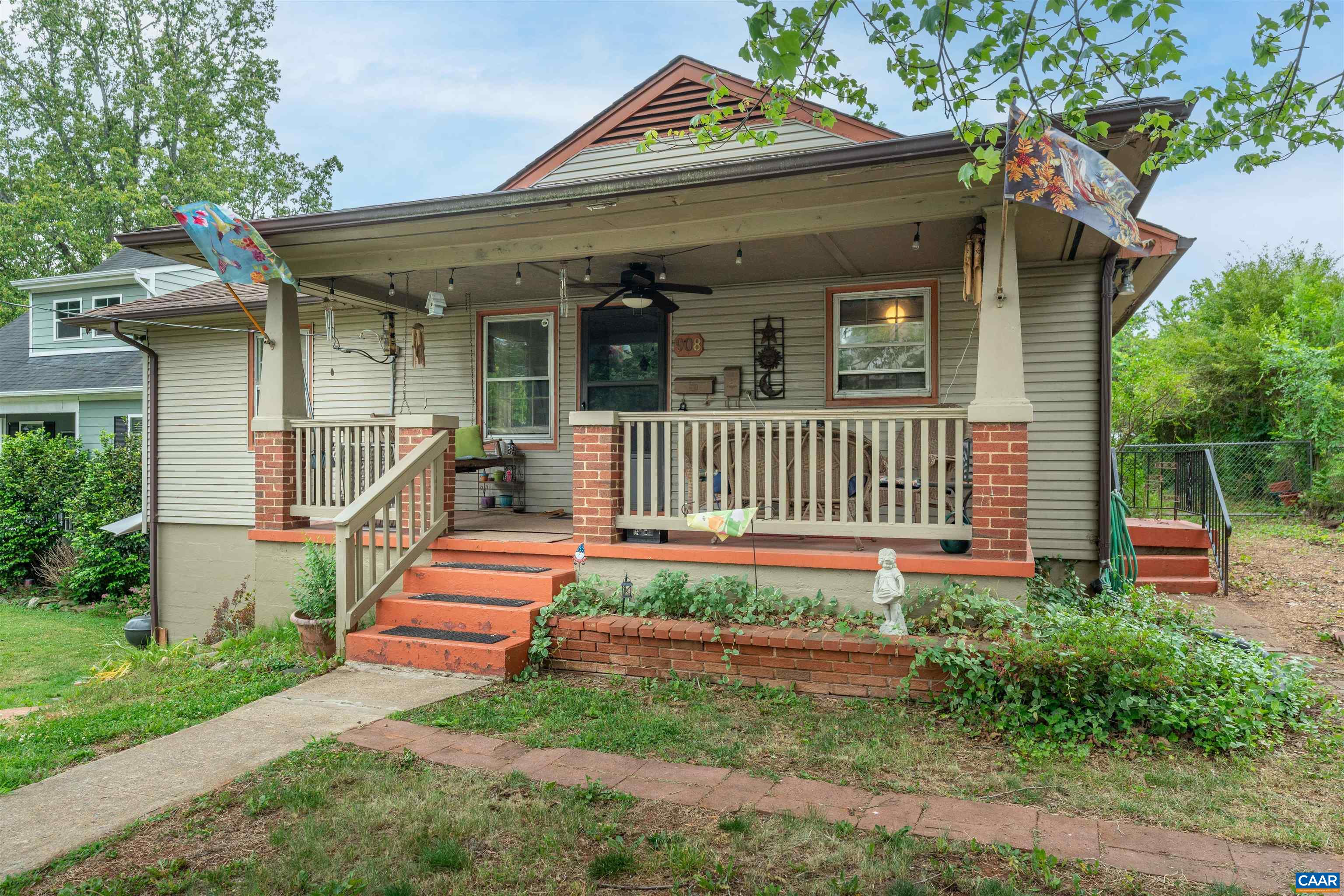 908 ROCKLAND AVE, CHARLOTTESVILLE, Virginia 22902, 3 Bedrooms Bedrooms, ,2 BathroomsBathrooms,Residential,908 ROCKLAND AVE,677524 MLS # 677524