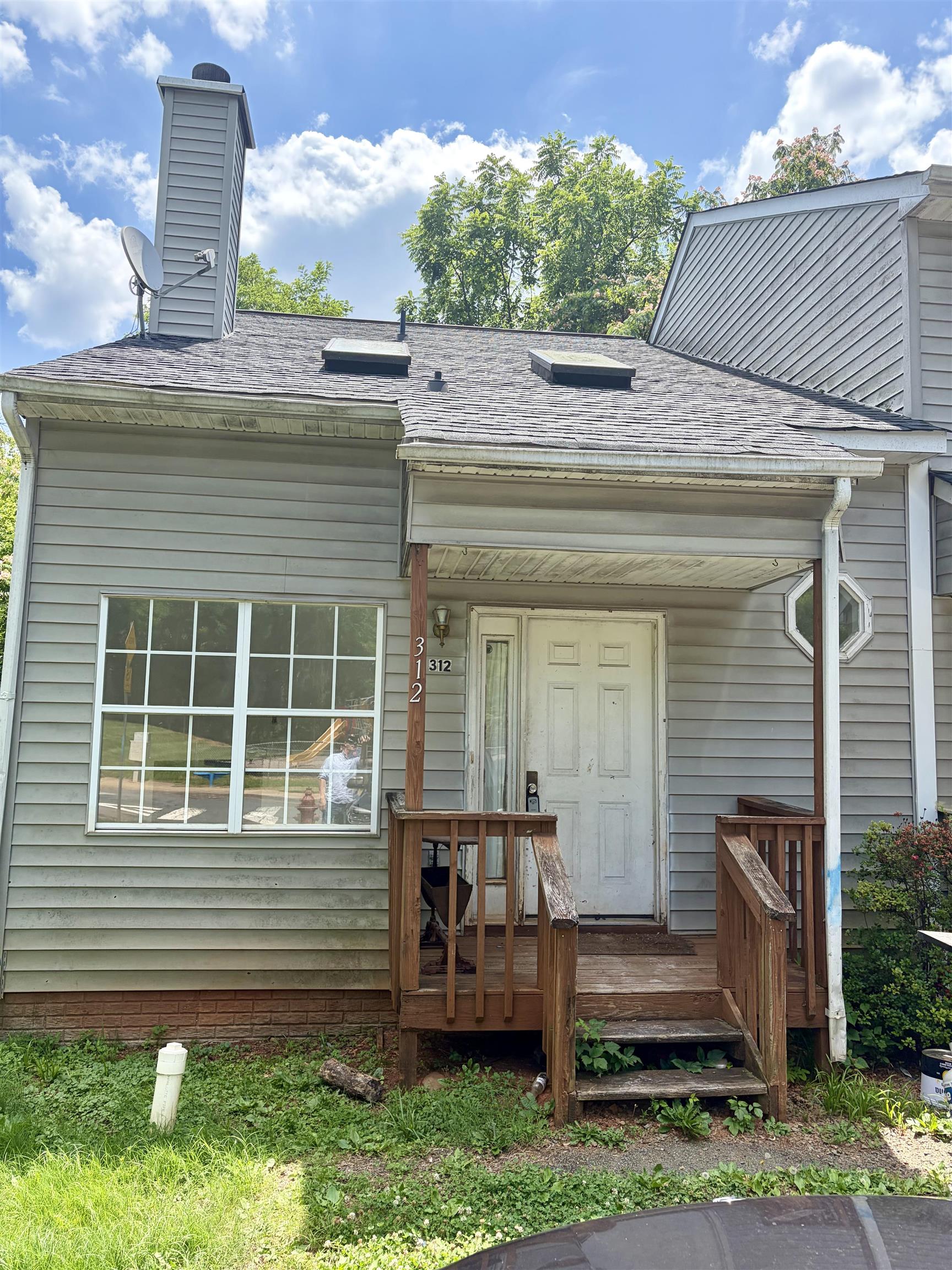 312 RIVERSIDE AVE, CHARLOTTESVILLE, Virginia 22902, 3 Bedrooms Bedrooms, ,2 BathroomsBathrooms,Residential,312 RIVERSIDE AVE,678416 MLS # 678416