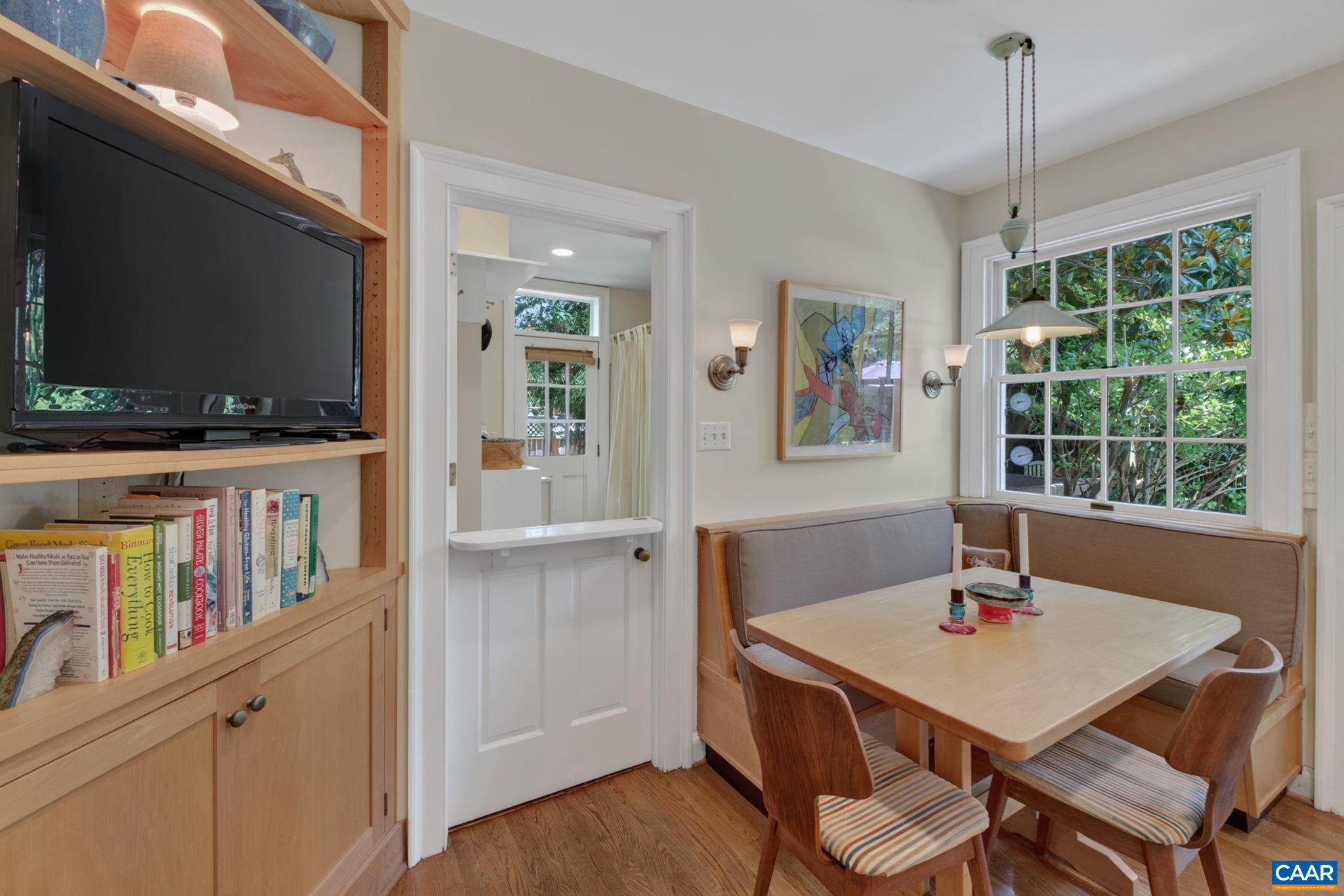 1847 EDGEWOOD LN, CHARLOTTESVILLE, Virginia 22903, 5 Bedrooms Bedrooms, ,4 BathroomsBathrooms,Residential,1847 EDGEWOOD LN,678825 MLS # 678825