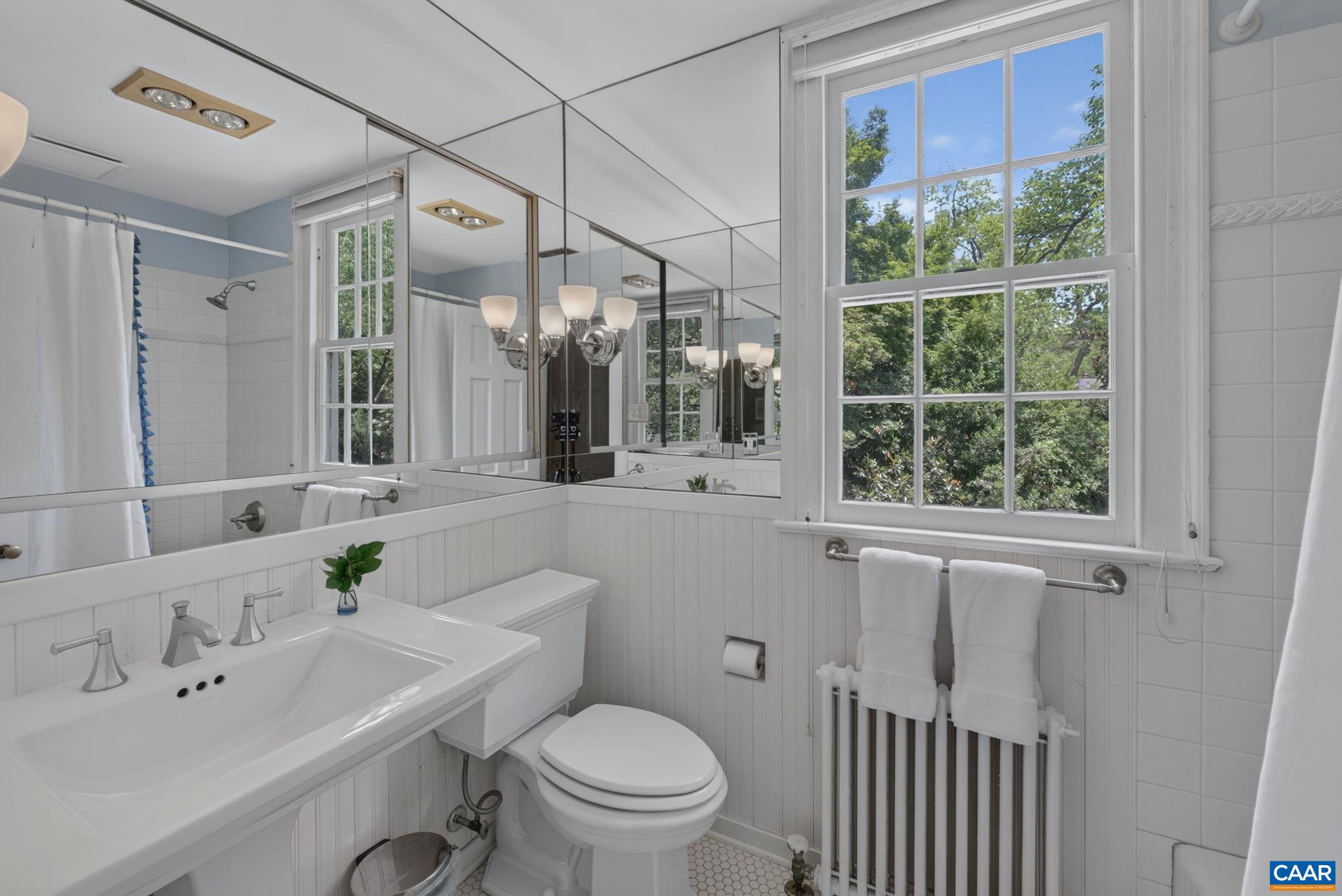 1847 EDGEWOOD LN, CHARLOTTESVILLE, Virginia 22903, 5 Bedrooms Bedrooms, ,4 BathroomsBathrooms,Residential,1847 EDGEWOOD LN,678825 MLS # 678825