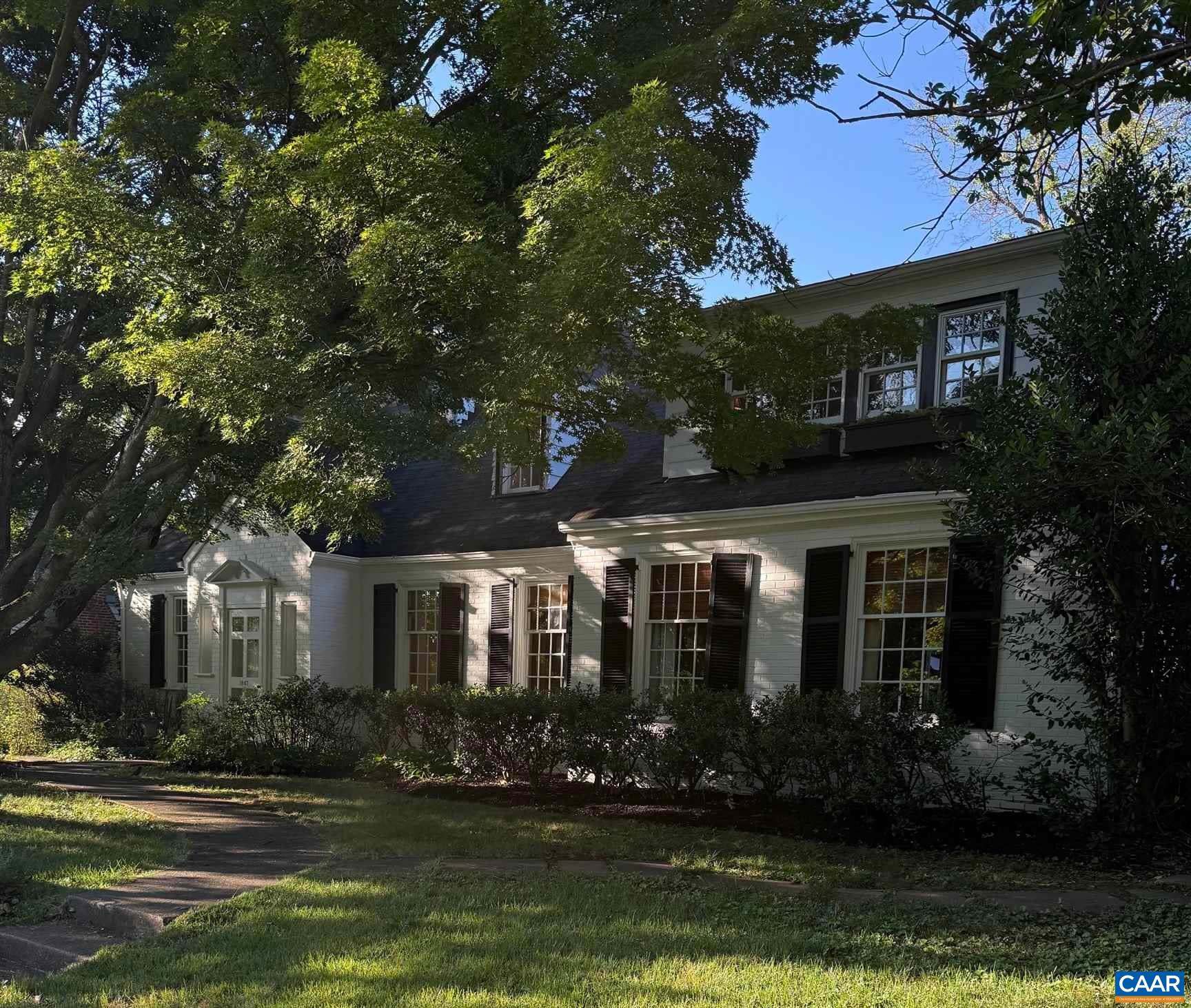 1847 EDGEWOOD LN, CHARLOTTESVILLE, Virginia 22903, 5 Bedrooms Bedrooms, ,4 BathroomsBathrooms,Residential,1847 EDGEWOOD LN,678825 MLS # 678825