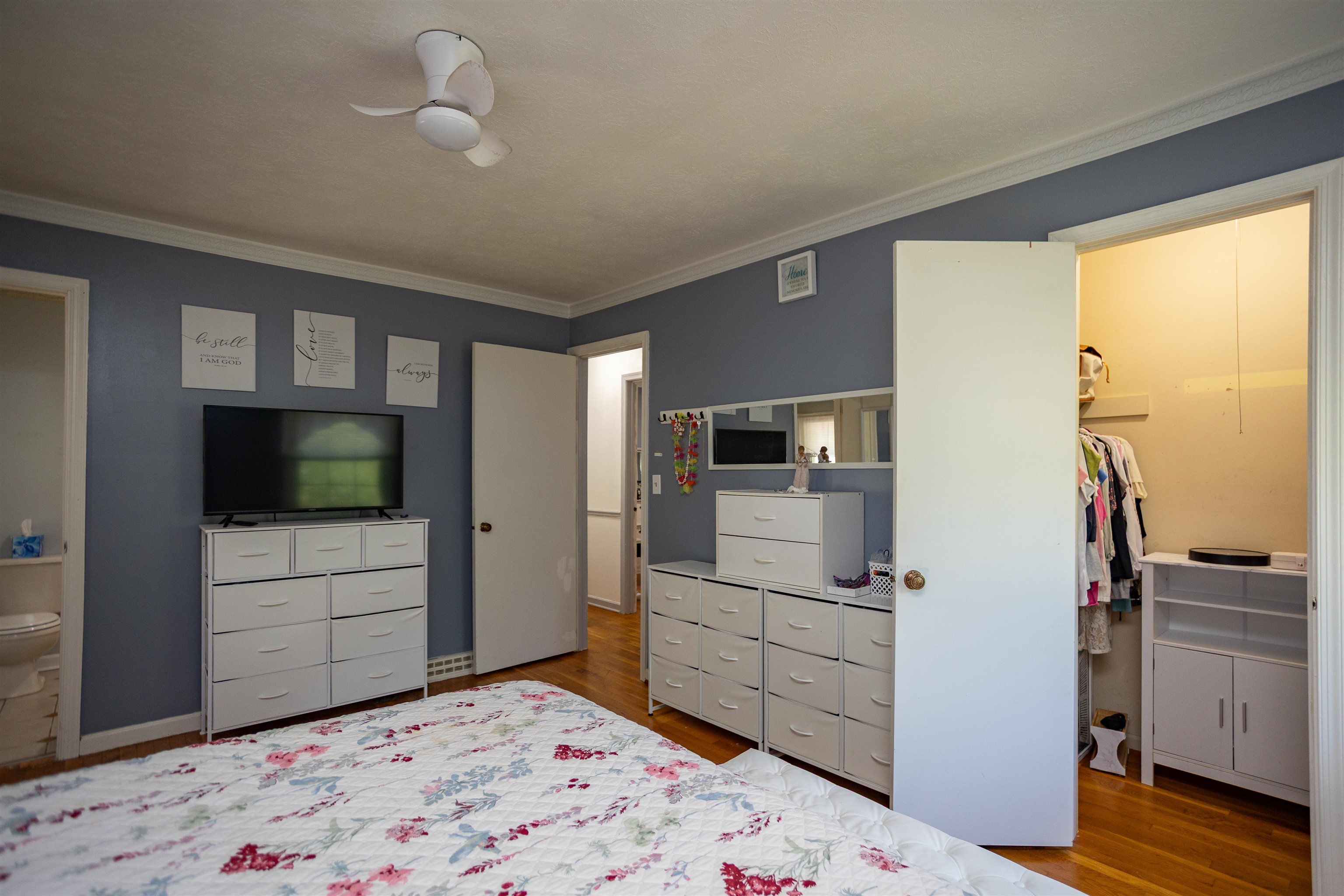 2513 KNOLLWOOD DR, STAUNTON, Virginia 24401, 4 Bedrooms Bedrooms, ,1 BathroomBathrooms,Residential,2513 KNOLLWOOD DR,678843 MLS # 678843