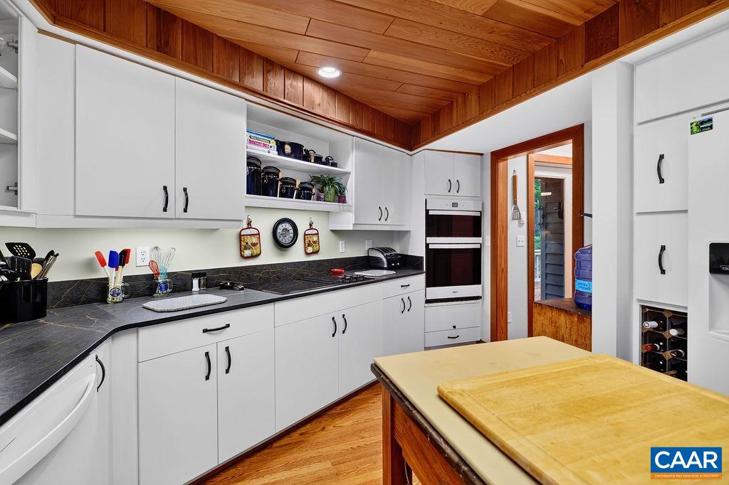 24 PEDLARS PT, WINTERGREEN, Virginia 22967, 4 Bedrooms Bedrooms, ,3 BathroomsBathrooms,Residential,Pedlars Edge 53,24 PEDLARS PT,678844 MLS # 678844