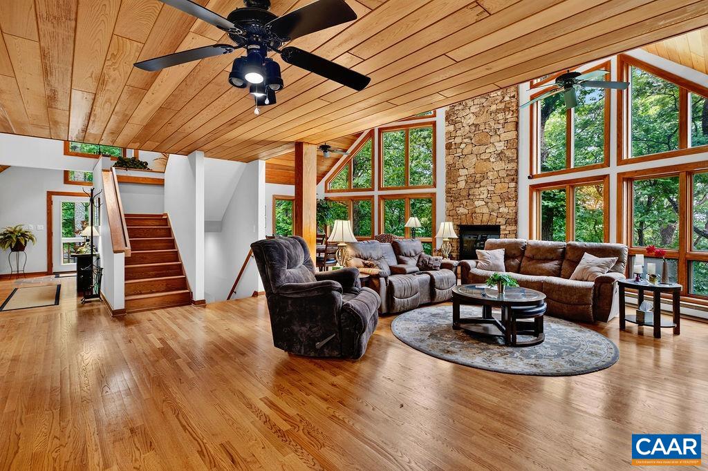 24 PEDLARS PT, WINTERGREEN, Virginia 22967, 4 Bedrooms Bedrooms, ,3 BathroomsBathrooms,Residential,Pedlars Edge 53,24 PEDLARS PT,678844 MLS # 678844