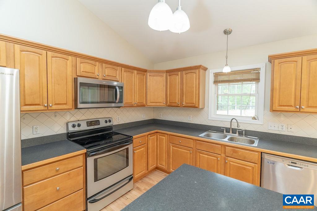 1166 GEORGIA CREEK RD, SCOTTSVILLE, Virginia 24590, 3 Bedrooms Bedrooms, ,2 BathroomsBathrooms,Residential,1166 GEORGIA CREEK RD,678847 MLS # 678847