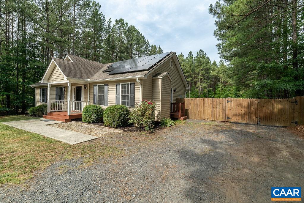1166 GEORGIA CREEK RD, SCOTTSVILLE, Virginia 24590, 3 Bedrooms Bedrooms, ,2 BathroomsBathrooms,Residential,1166 GEORGIA CREEK RD,678847 MLS # 678847