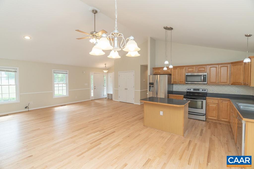 1166 GEORGIA CREEK RD, SCOTTSVILLE, Virginia 24590, 3 Bedrooms Bedrooms, ,2 BathroomsBathrooms,Residential,1166 GEORGIA CREEK RD,678847 MLS # 678847