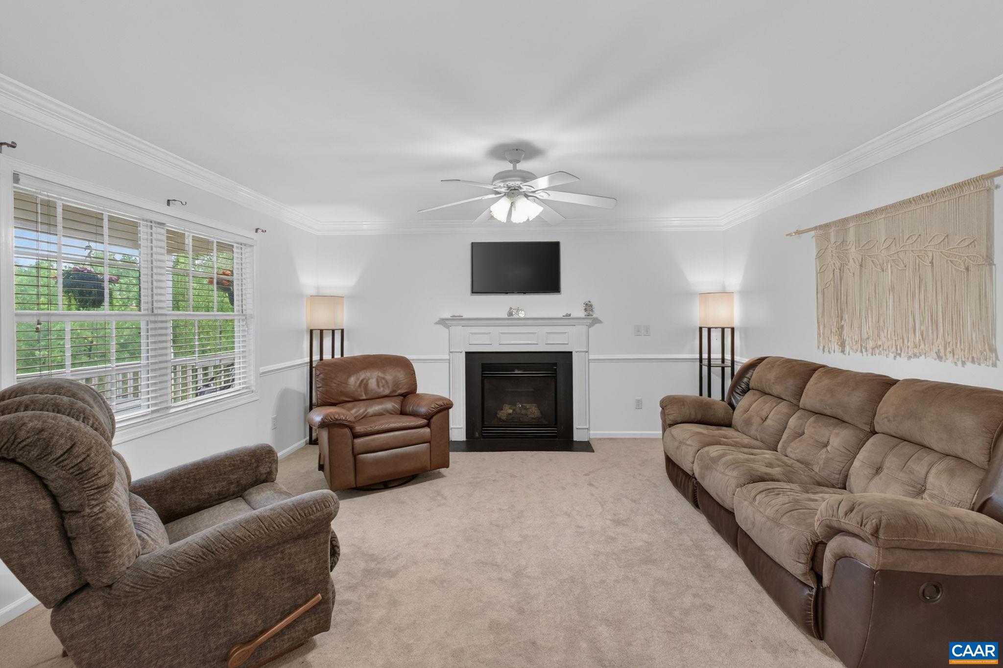 304 GROVE AVE, WAYNESBORO, Virginia 22980, 4 Bedrooms Bedrooms, ,2 BathroomsBathrooms,Residential,304 GROVE AVE,678849 MLS # 678849