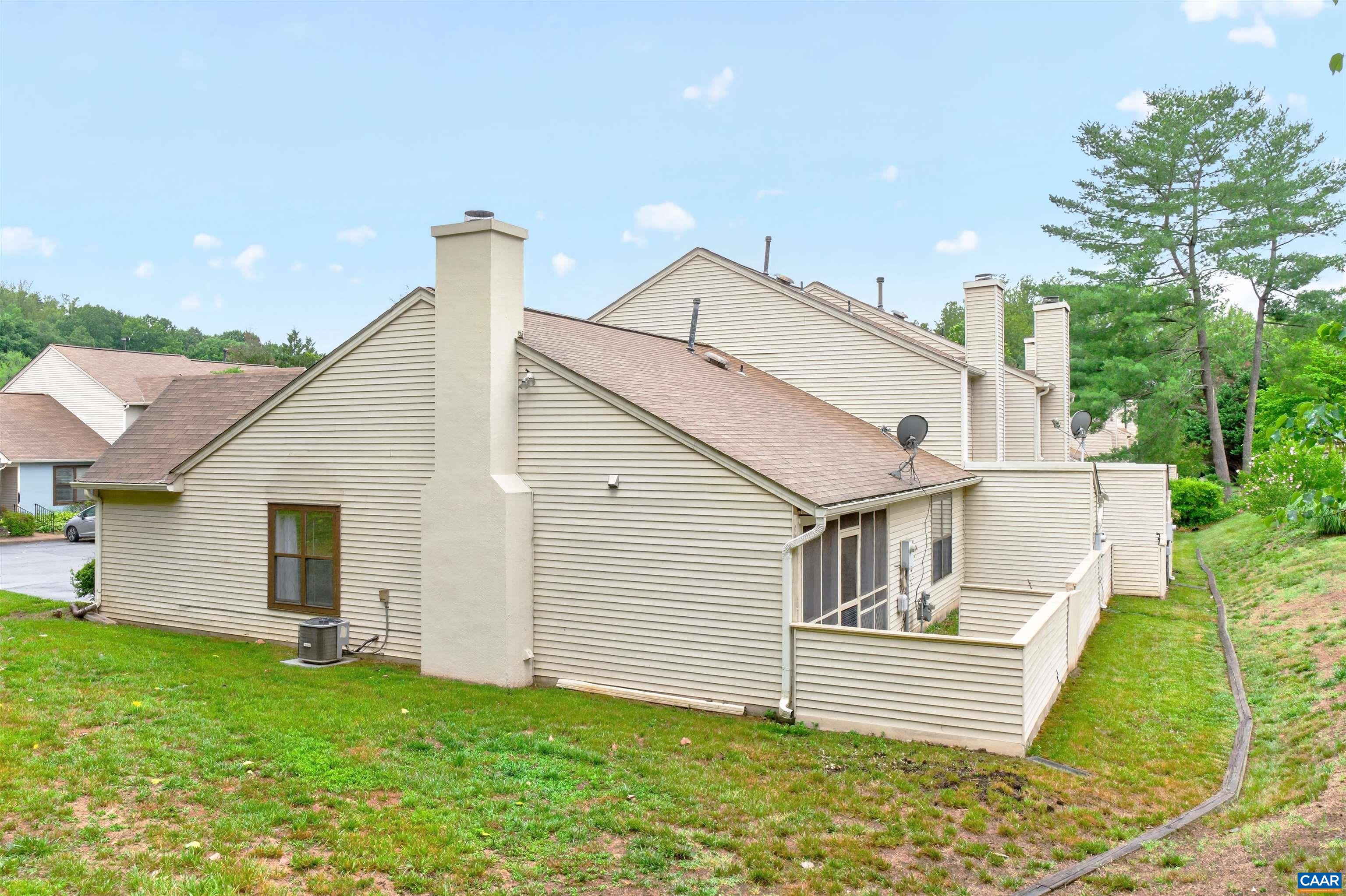 598 PEBBLECREEK CT, CHARLOTTESVILLE, Virginia 22901, 2 Bedrooms Bedrooms, ,2 BathroomsBathrooms,Residential,598 PEBBLECREEK CT,678850 MLS # 678850