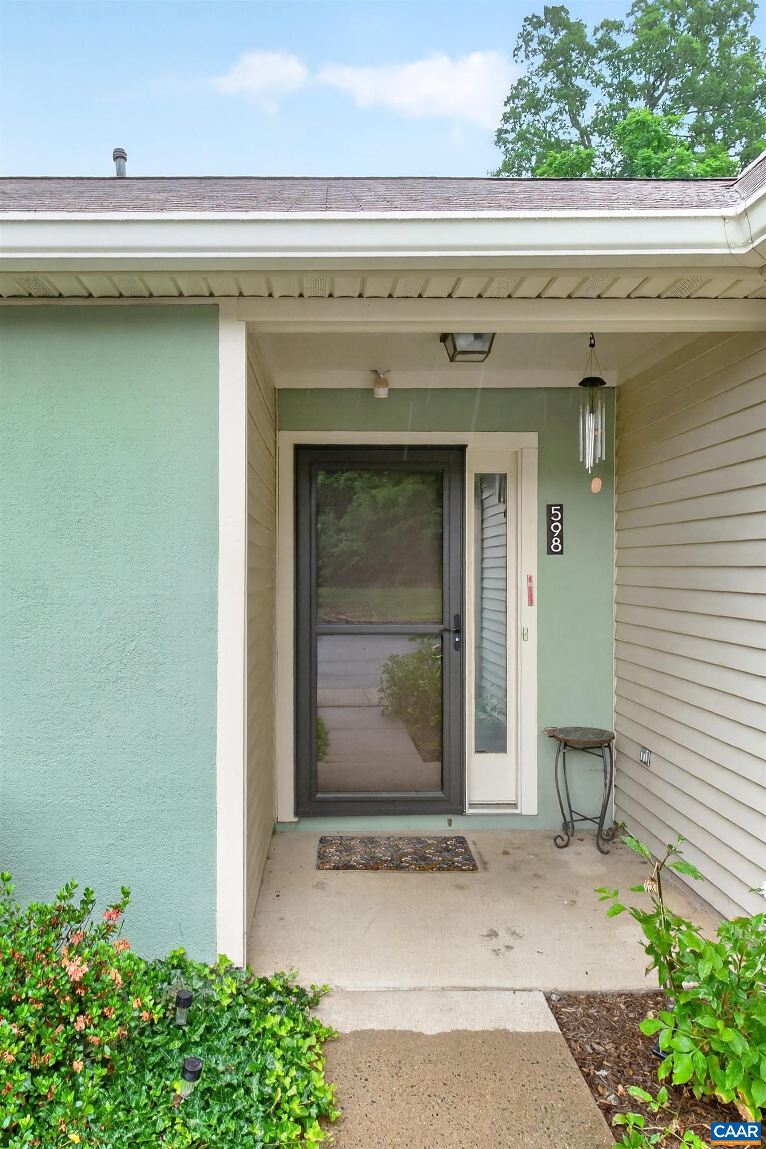 598 PEBBLECREEK CT, CHARLOTTESVILLE, Virginia 22901, 2 Bedrooms Bedrooms, ,2 BathroomsBathrooms,Residential,598 PEBBLECREEK CT,678850 MLS # 678850