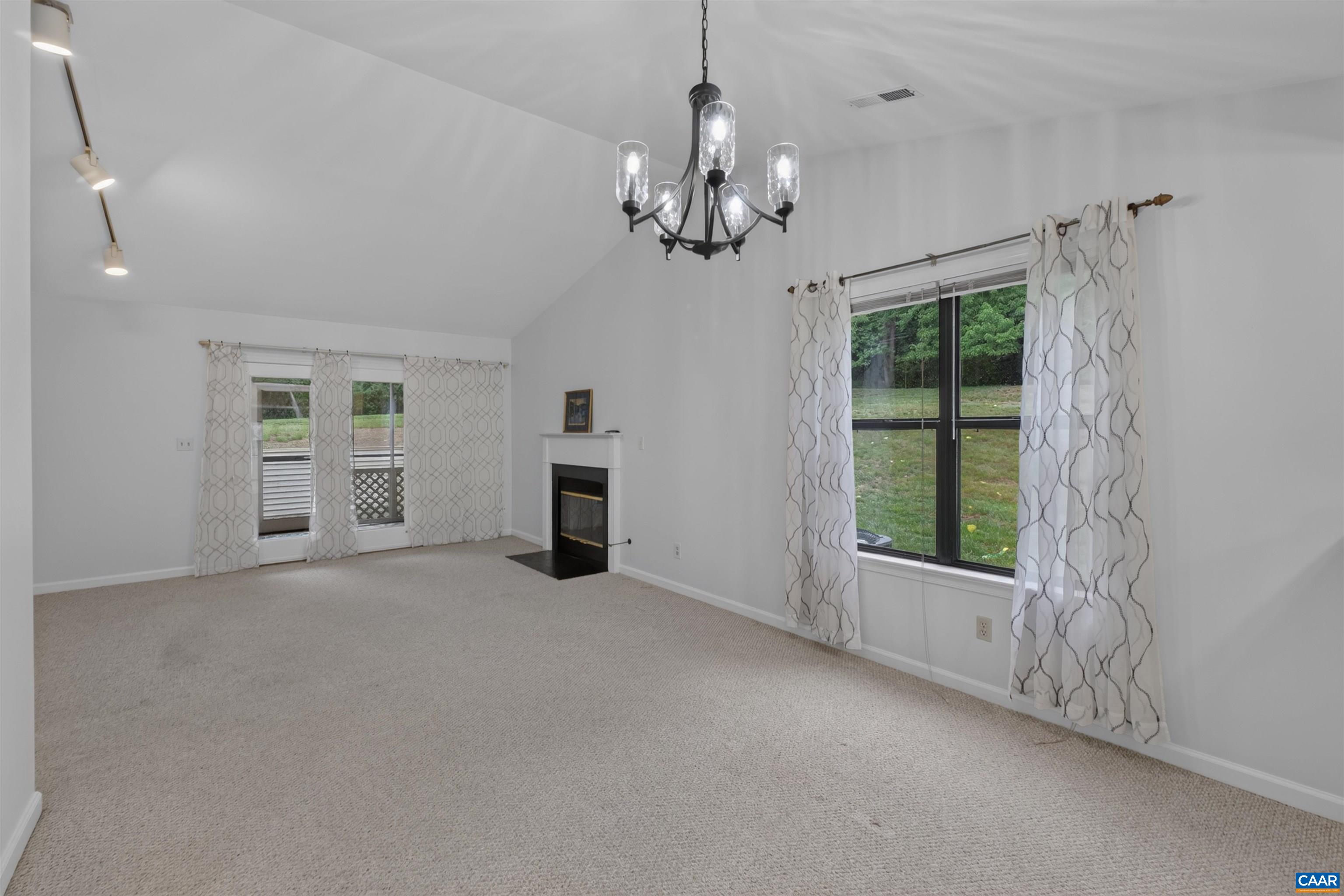 598 PEBBLECREEK CT, CHARLOTTESVILLE, Virginia 22901, 2 Bedrooms Bedrooms, ,2 BathroomsBathrooms,Residential,598 PEBBLECREEK CT,678850 MLS # 678850