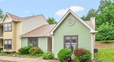 598 PEBBLECREEK CT, CHARLOTTESVILLE, Virginia 22901, 2 Bedrooms Bedrooms, ,2 BathroomsBathrooms,Residential,598 PEBBLECREEK CT,678850 MLS # 678850