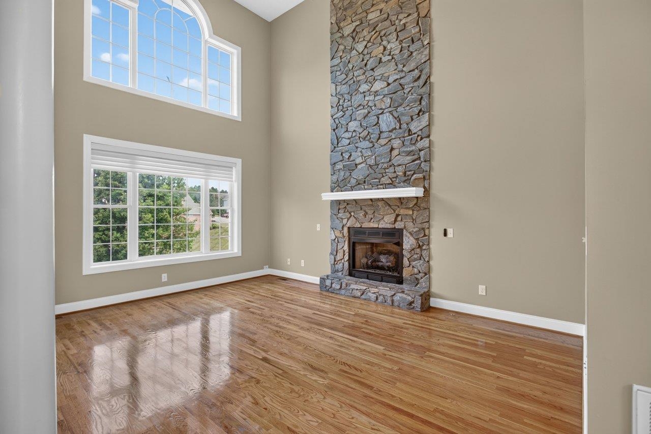 15 BROOKMERE CT, STAUNTON, Virginia 24401, 4 Bedrooms Bedrooms, ,2 BathroomsBathrooms,Residential,15 BROOKMERE CT,678853 MLS # 678853