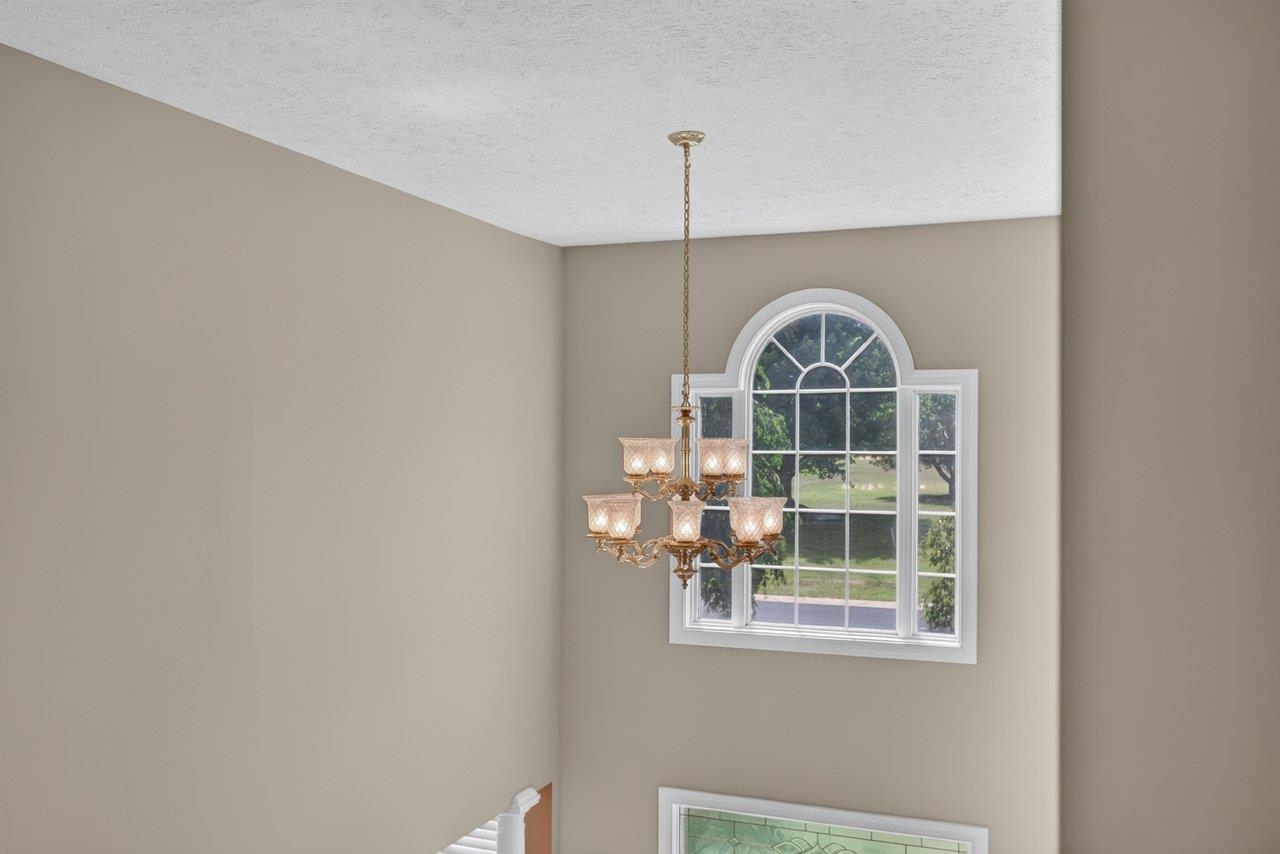 15 BROOKMERE CT, STAUNTON, Virginia 24401, 4 Bedrooms Bedrooms, ,2 BathroomsBathrooms,Residential,15 BROOKMERE CT,678853 MLS # 678853