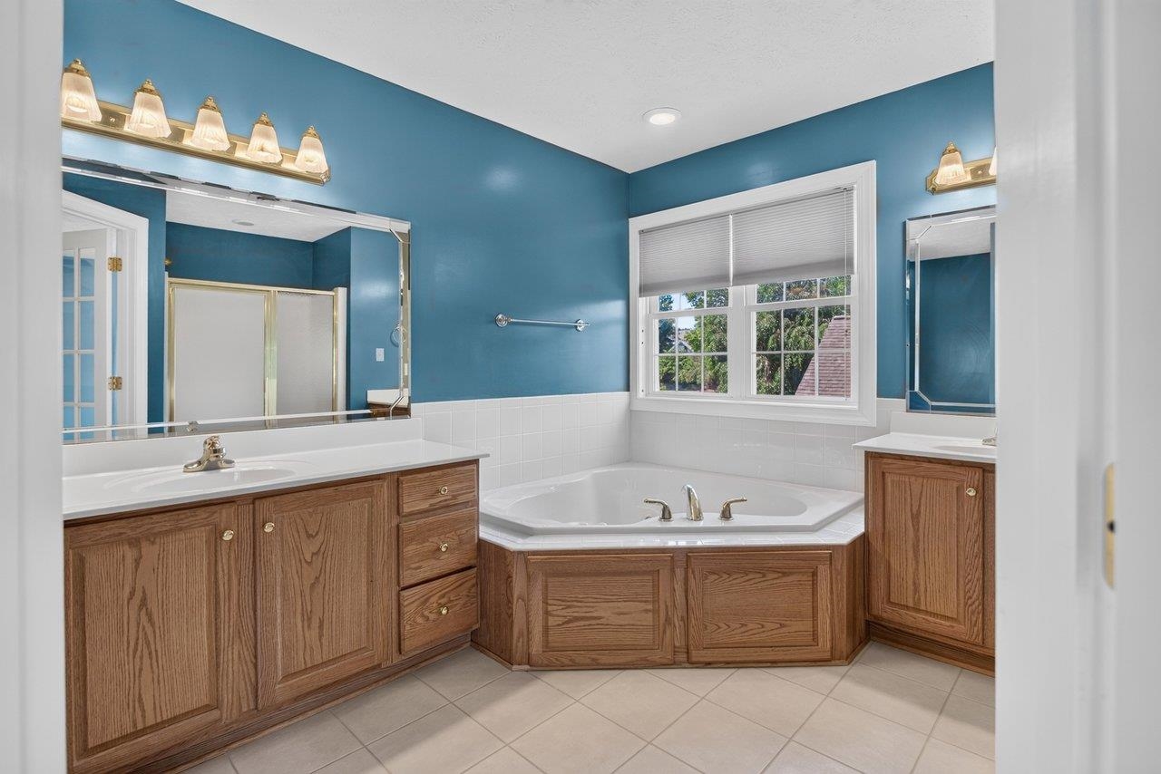 15 BROOKMERE CT, STAUNTON, Virginia 24401, 4 Bedrooms Bedrooms, ,2 BathroomsBathrooms,Residential,15 BROOKMERE CT,678853 MLS # 678853