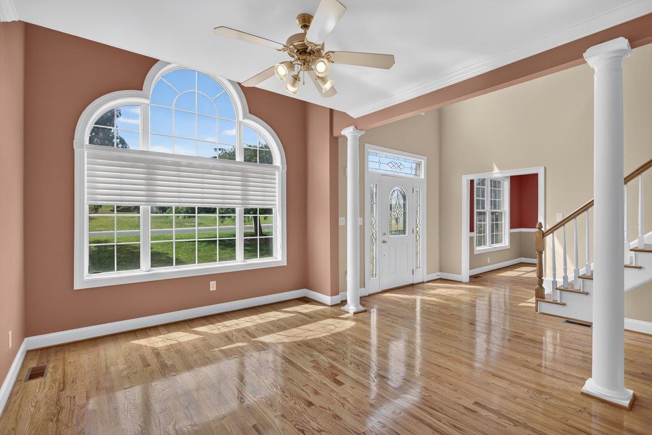 15 BROOKMERE CT, STAUNTON, Virginia 24401, 4 Bedrooms Bedrooms, ,2 BathroomsBathrooms,Residential,15 BROOKMERE CT,678853 MLS # 678853