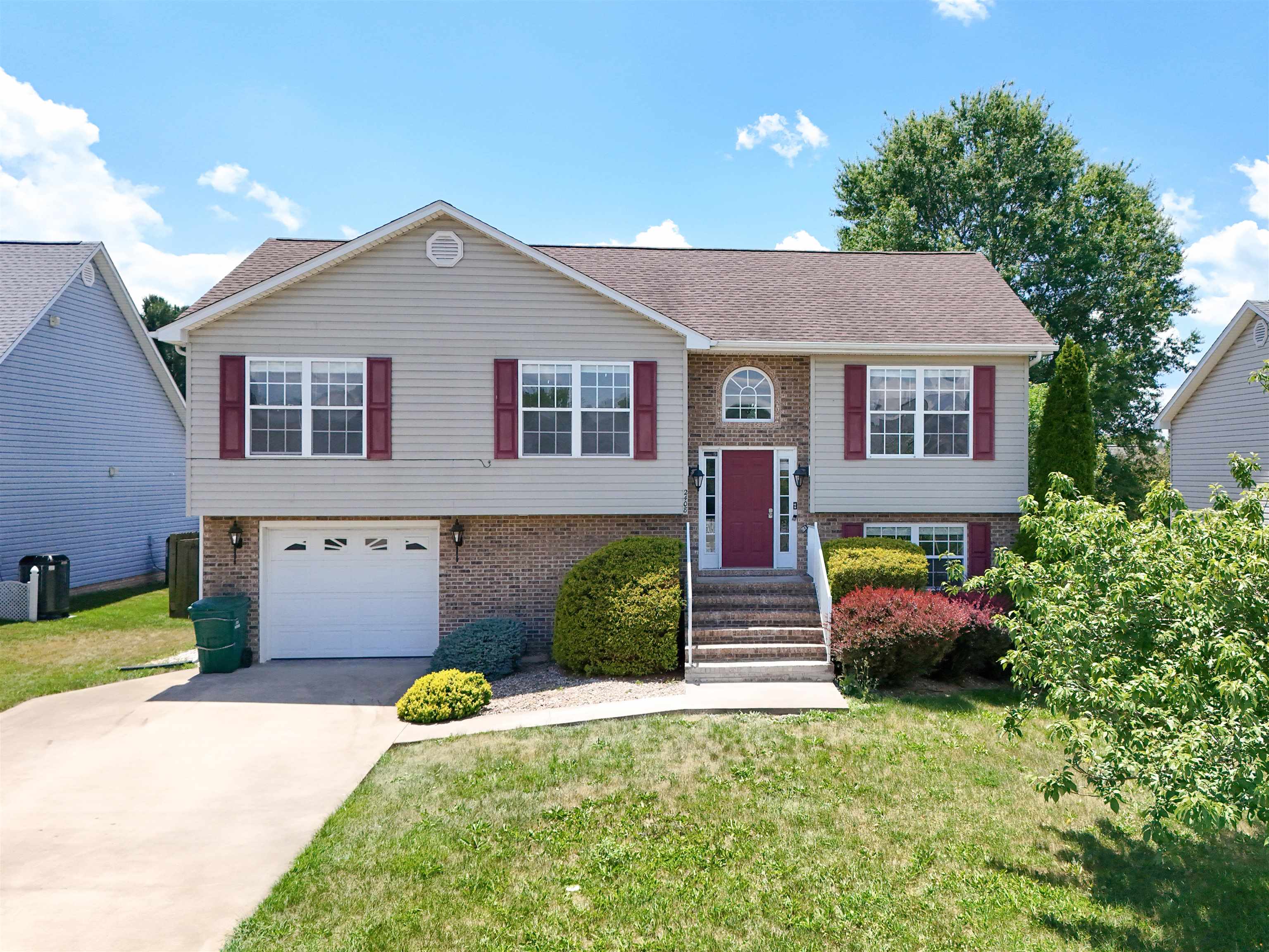 2408 MONROE ST, WAYNESBORO, Virginia 22980, 3 Bedrooms Bedrooms, ,3 BathroomsBathrooms,Residential,2408 MONROE ST,678855 MLS # 678855