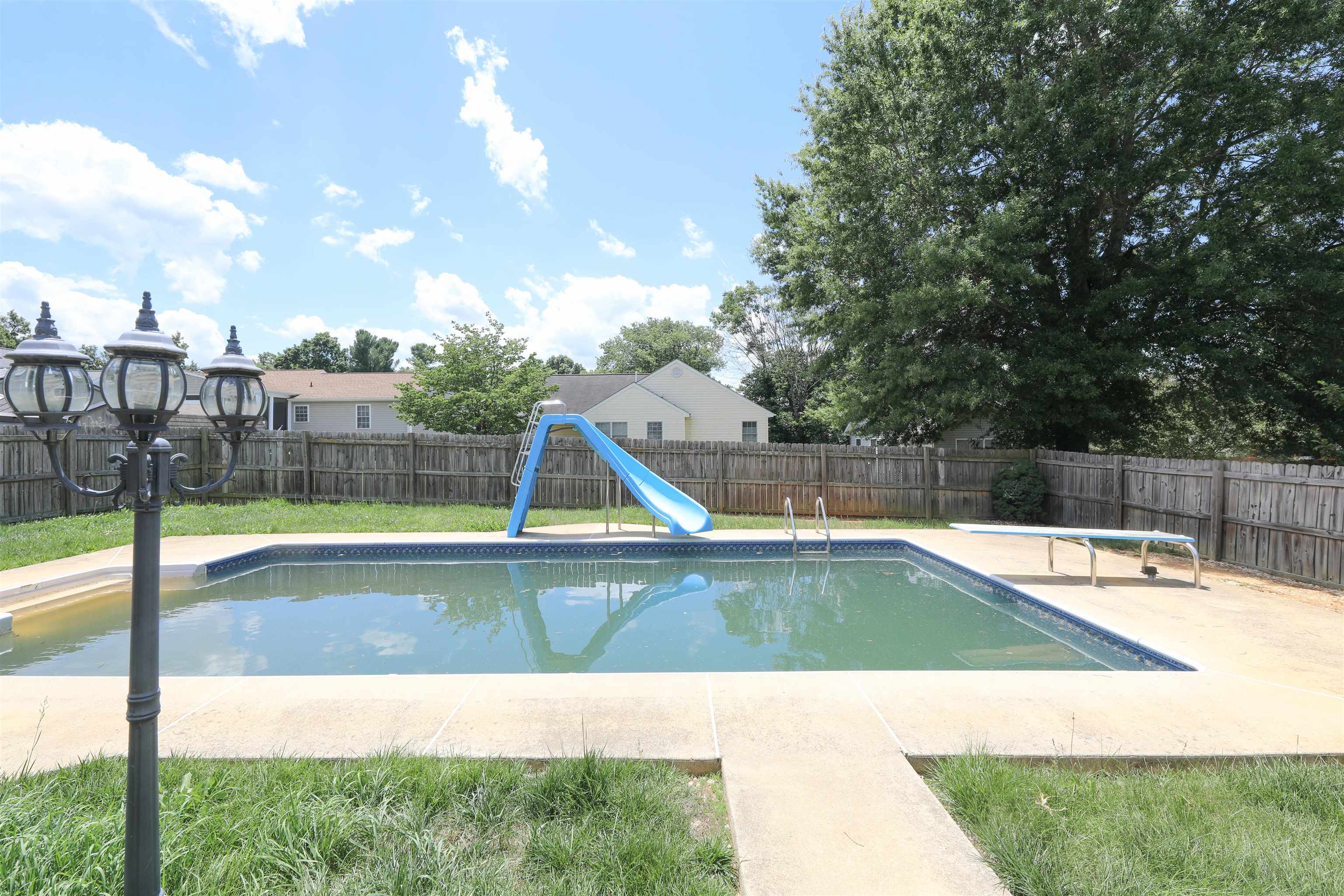 2408 MONROE ST, WAYNESBORO, Virginia 22980, 3 Bedrooms Bedrooms, ,3 BathroomsBathrooms,Residential,2408 MONROE ST,678855 MLS # 678855