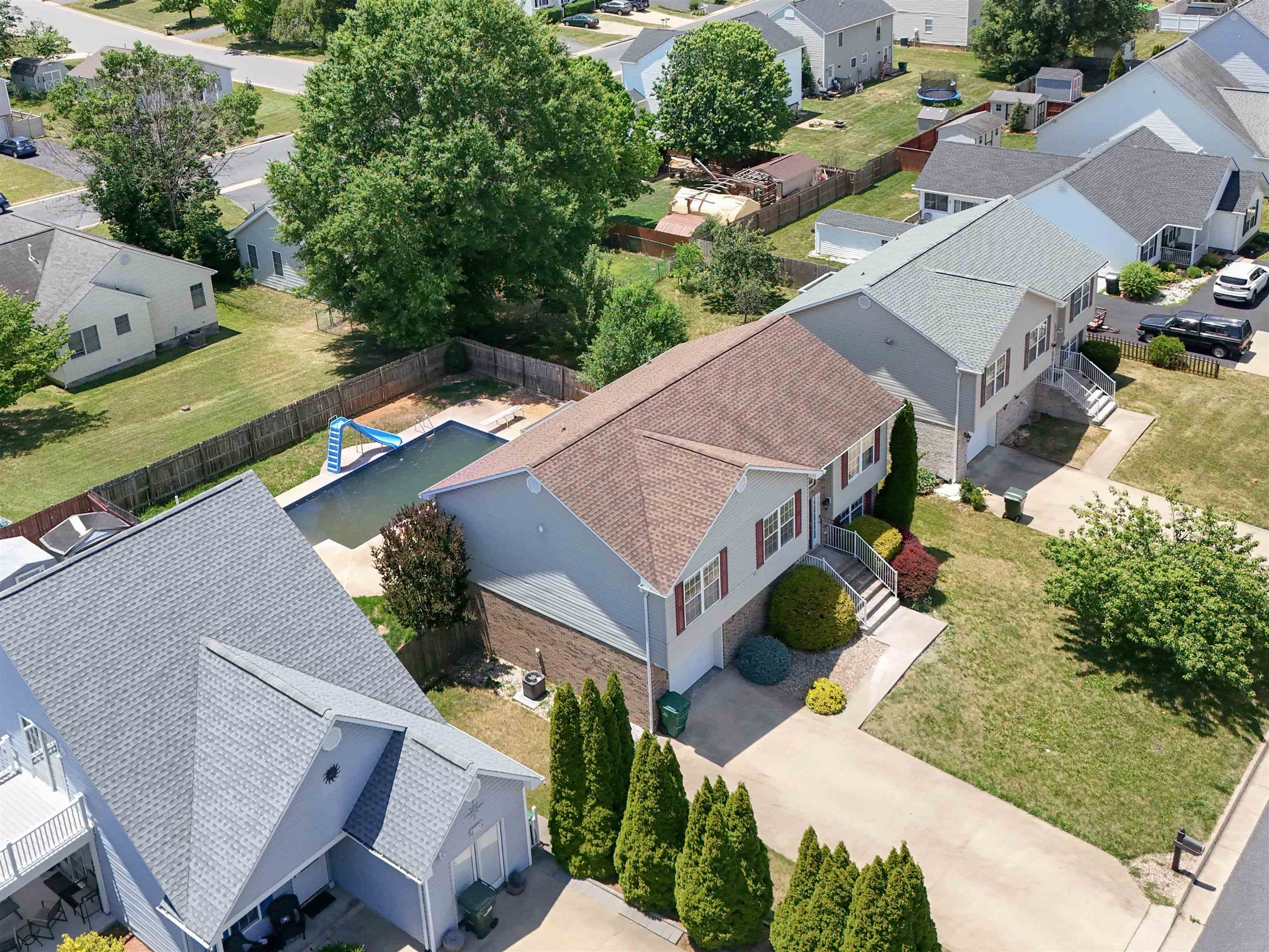2408 MONROE ST, WAYNESBORO, Virginia 22980, 3 Bedrooms Bedrooms, ,3 BathroomsBathrooms,Residential,2408 MONROE ST,678855 MLS # 678855
