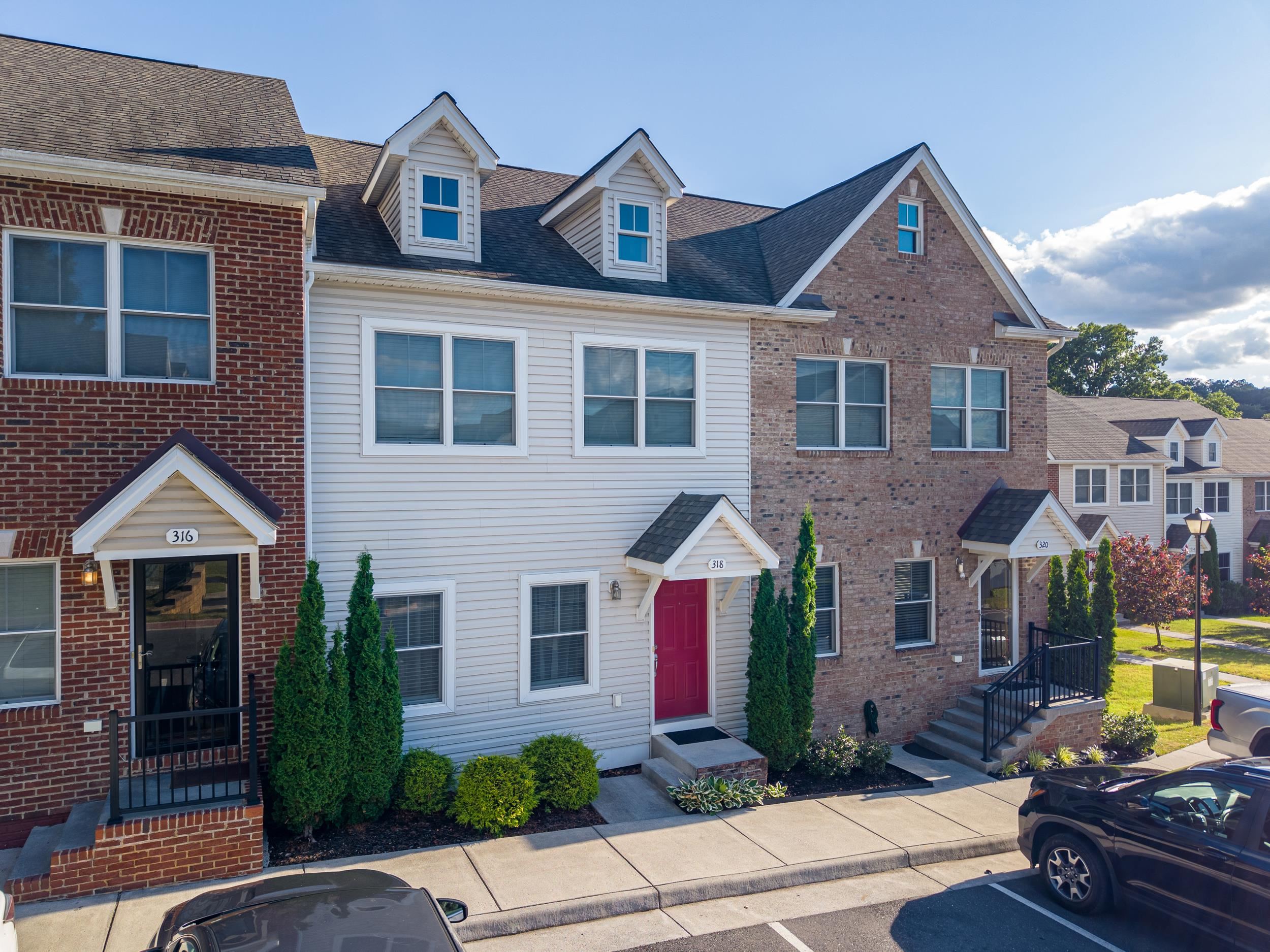 318 SAPPHIRE DR, HARRISONBURG, Virginia 22801, 4 Bedrooms Bedrooms, ,3 BathroomsBathrooms,Residential,318 SAPPHIRE DR,678857 MLS # 678857