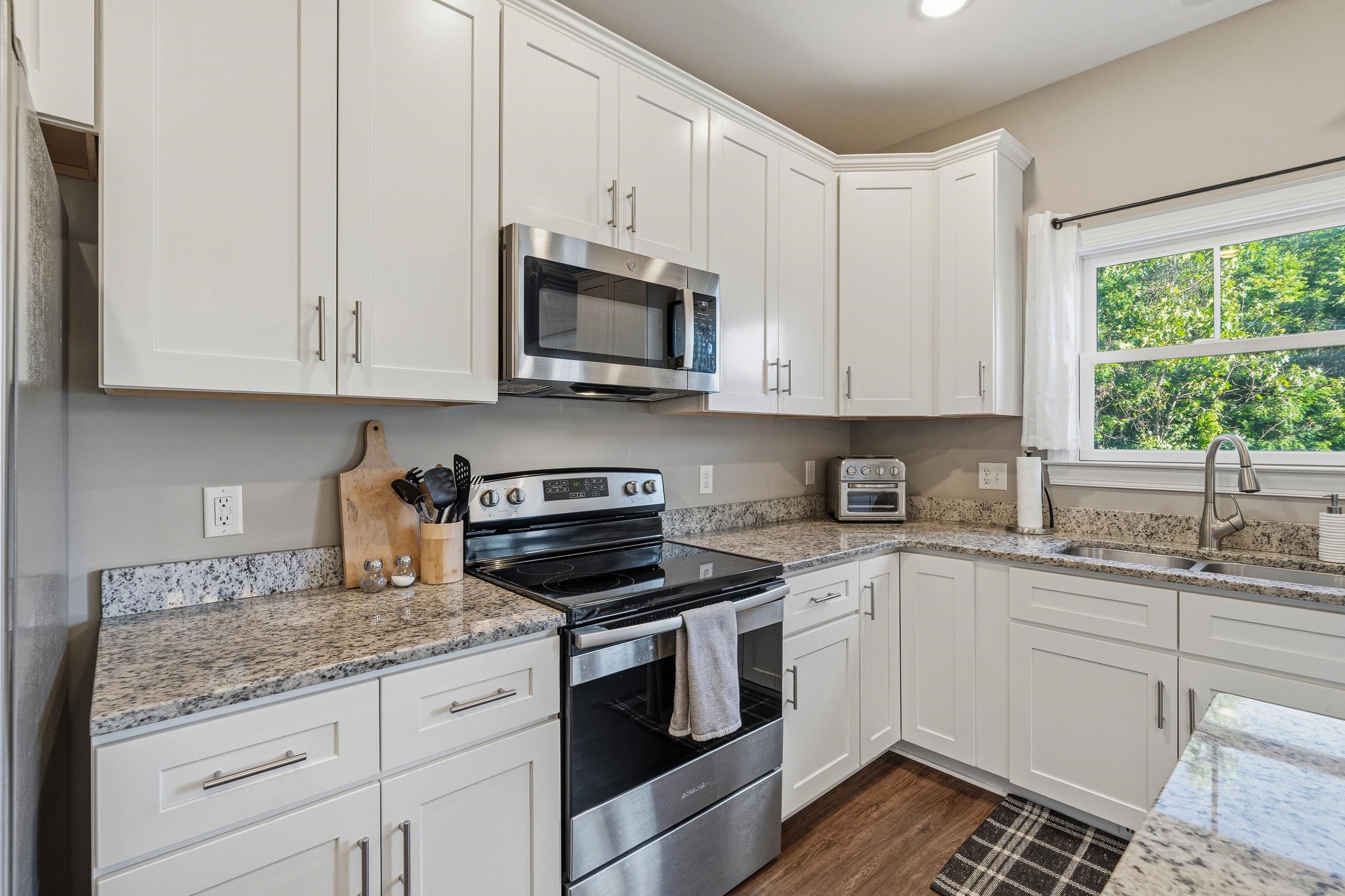318 SAPPHIRE DR, HARRISONBURG, Virginia 22801, 4 Bedrooms Bedrooms, ,3 BathroomsBathrooms,Residential,318 SAPPHIRE DR,678857 MLS # 678857