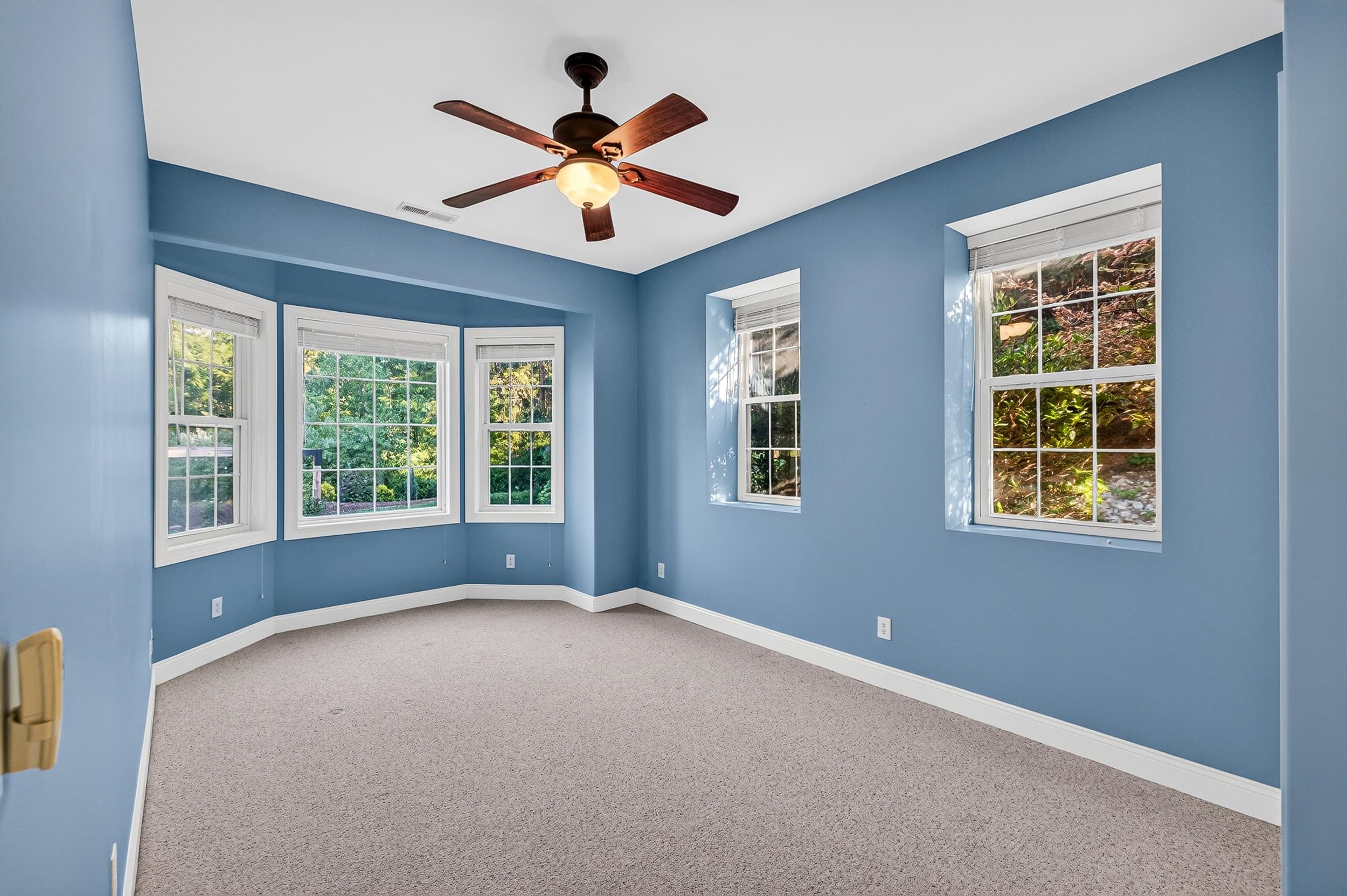 1370 KENTSHIRE DR, ROCKINGHAM, Virginia 22801, 5 Bedrooms Bedrooms, ,4 BathroomsBathrooms,Residential,1370 KENTSHIRE DR,678863 MLS # 678863