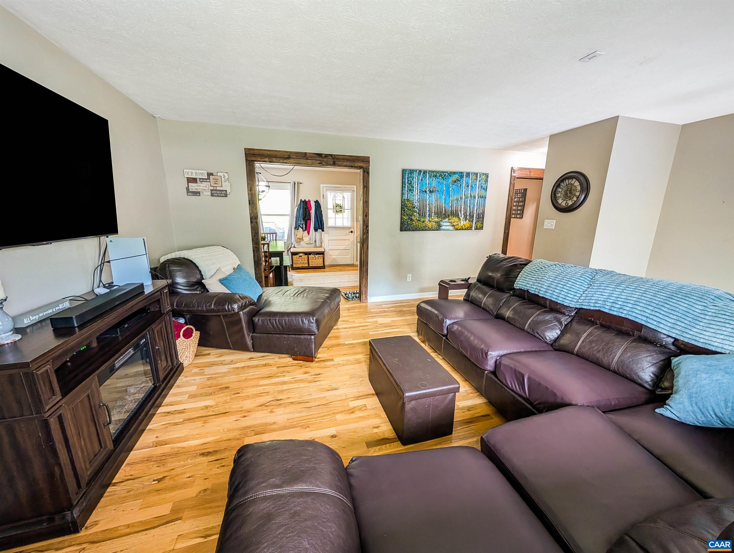1779 SHUTTERLEE MILL RD, STAUNTON, Virginia 24401, 4 Bedrooms Bedrooms, ,2 BathroomsBathrooms,Residential,1779 SHUTTERLEE MILL RD,678867 MLS # 678867