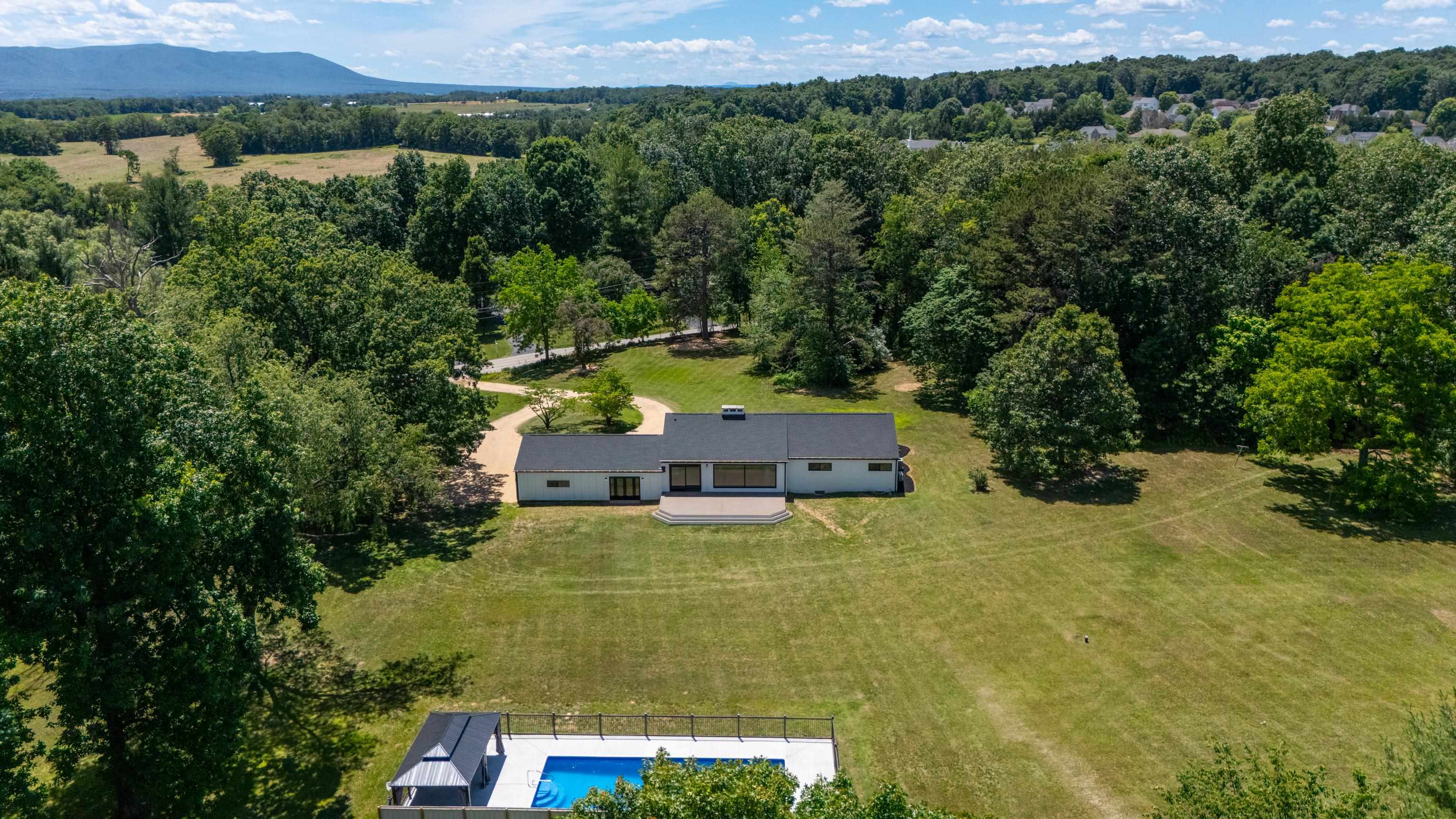 938 LADD RD, WAYNESBORO, Virginia 22980, 3 Bedrooms Bedrooms, ,3 BathroomsBathrooms,Residential,938 LADD RD,678868 MLS # 678868