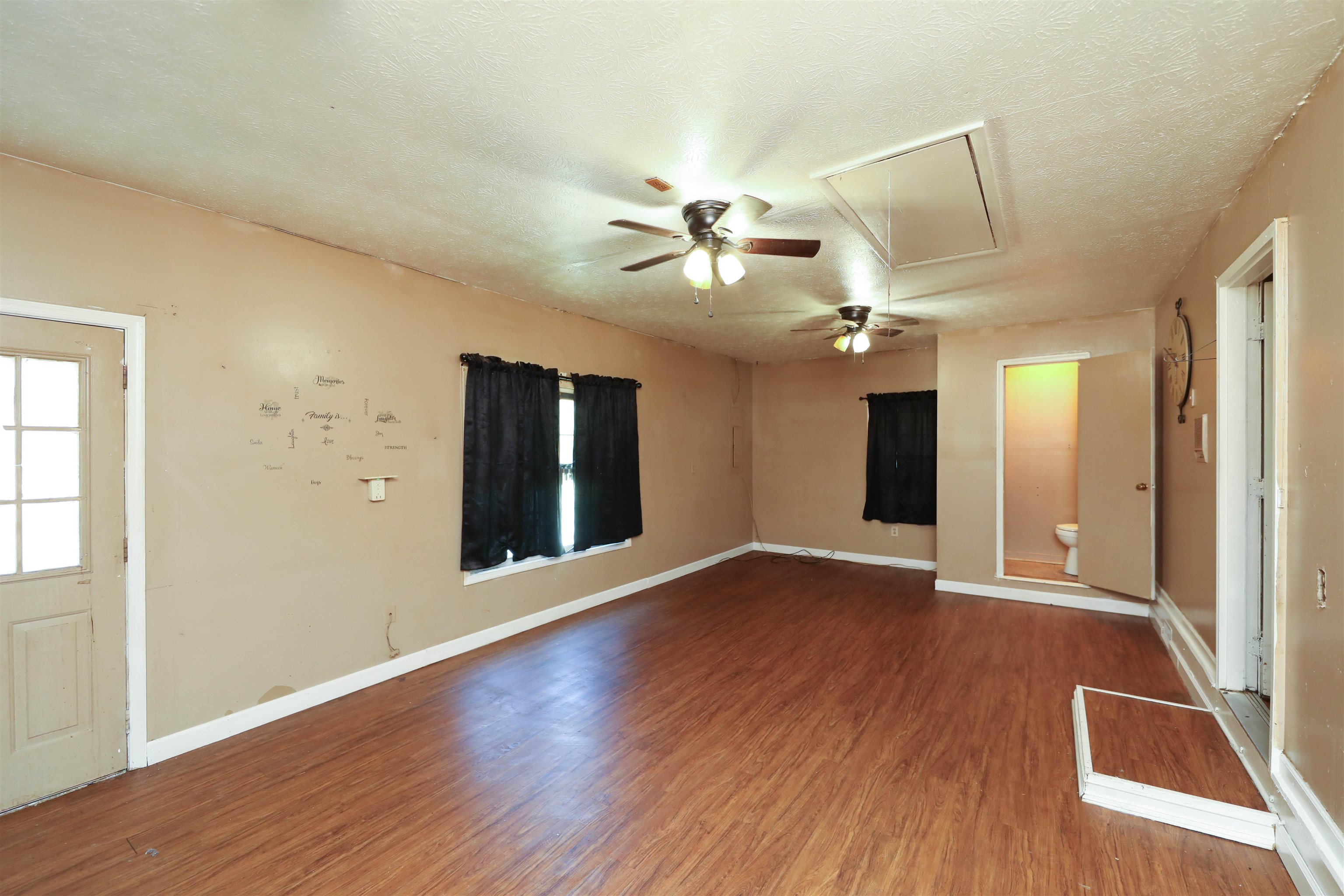 234 MONTGOMERY RD, STAUNTON, Virginia 24401, 5 Bedrooms Bedrooms, ,2 BathroomsBathrooms,Residential,234 MONTGOMERY RD,678870 MLS # 678870