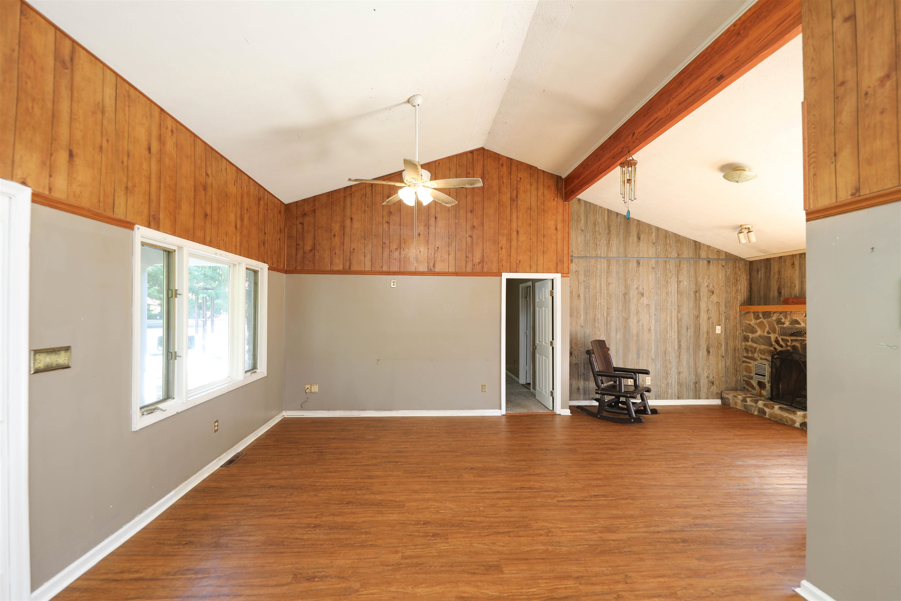 234 MONTGOMERY RD, STAUNTON, Virginia 24401, 5 Bedrooms Bedrooms, ,2 BathroomsBathrooms,Residential,234 MONTGOMERY RD,678870 MLS # 678870